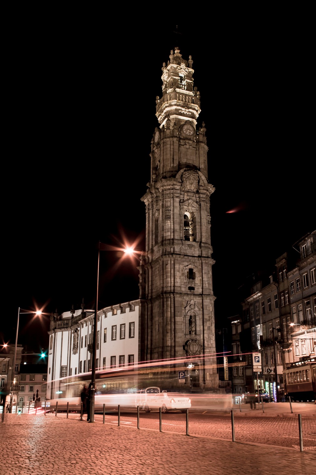 The Clérigos Tower - Monuments